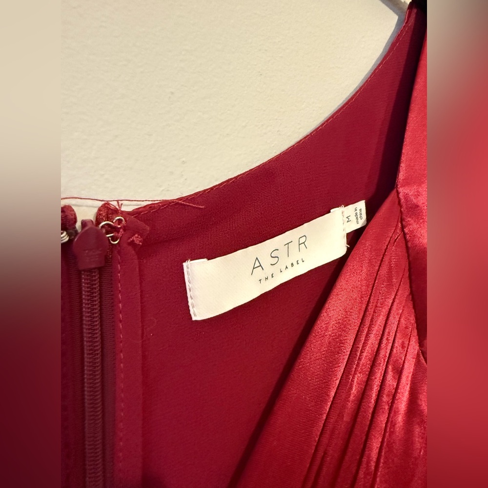 ASTR the label Aurelia Satin V-Neck Midi Dress - Wine - Picture 6 of 13